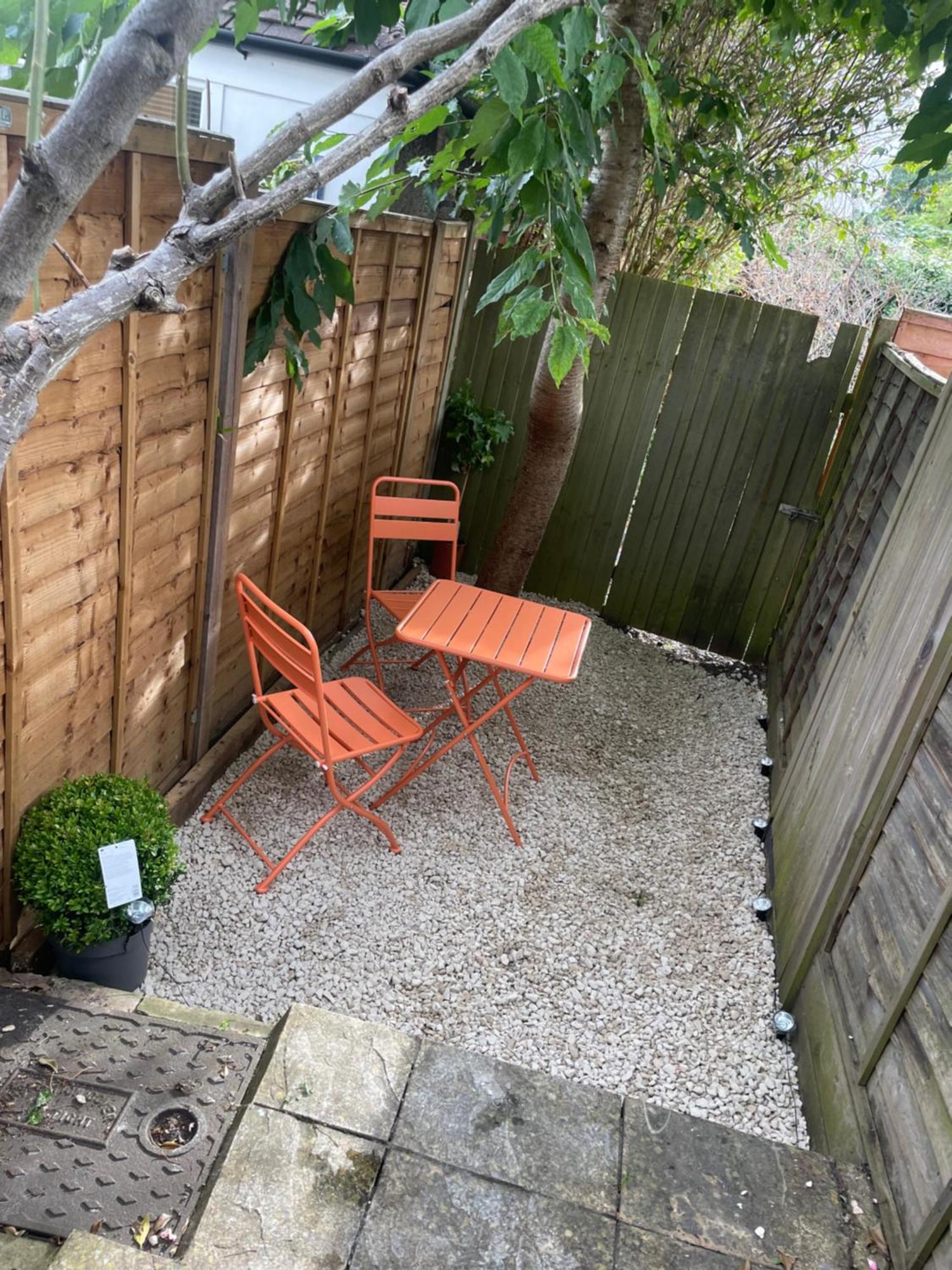 Super Convenient For Central London - Large 2 Double Bed Apartment 30 Seconds Walk To Platform Train Station And 19 Mins To London Waterloo Luaran gambar